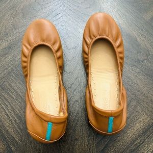 💕Make an offer Tieks shoes.